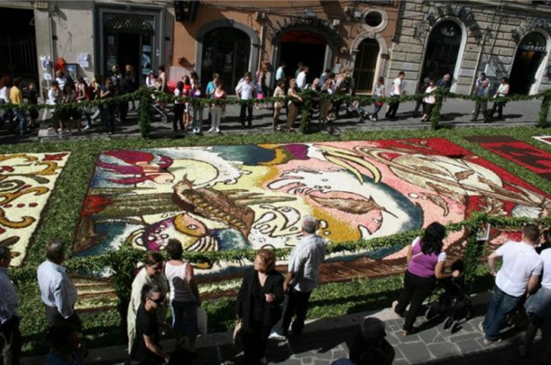 Цветочный ковер в Италии