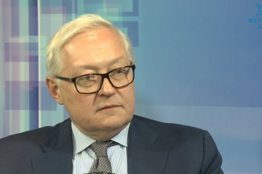 Рябков призвал США направить в Россию дополнительных дипломатов