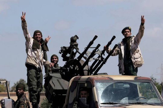 Противоборствующие ливийские военные договорились объединить армию