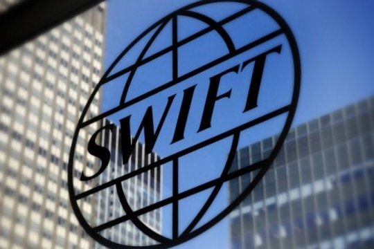 Бжезинский предложил отключить Россию от SWIFT в качестве «предупредительного удара»