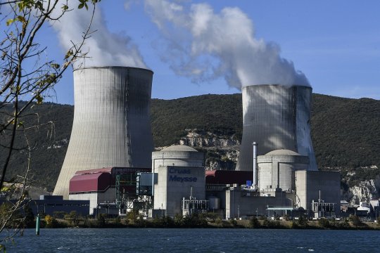 Закрыть нельзя строить. Спор Франции и Германии о будущем АЭС раскалывает Евросоюз