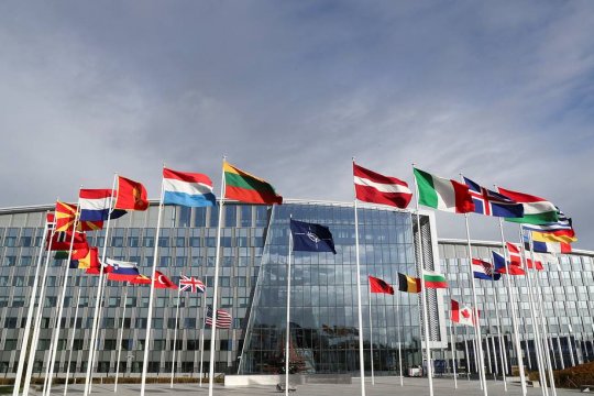 НАТО готовится закрыть «балканское досье»