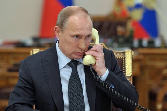 Путин поговорил по телефону с президентом ЮАР