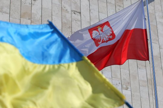 Польша как гарант государственности Украины или системная ошибка Киева