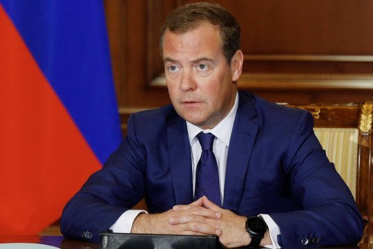 Медведев заявил о готовности России применить ядерное оружие при необходимости