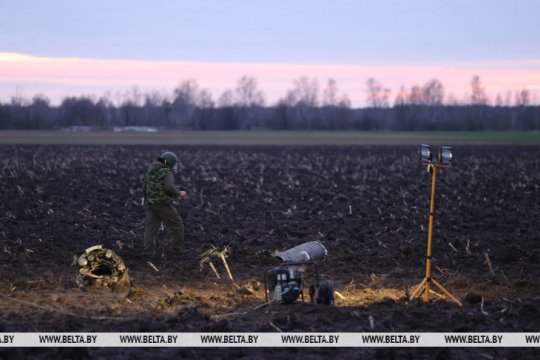 В МО Беларуси допустили провокацию со стороны ВСУ в инциденте с упавшей ракетой