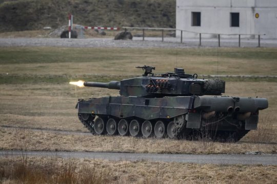 В Польше заявили о готовности поставить на Украину дополнительно 60 танков