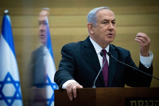Нетаньяху начинает жесткую внешнюю политику
