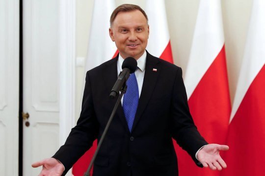 Президент Польши отказался поставлять Киеву истребители F-16