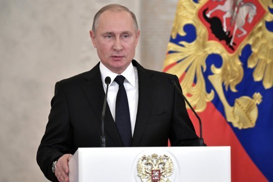 Путин заявил о стремлении России прекратить войну против жителей Донбасса