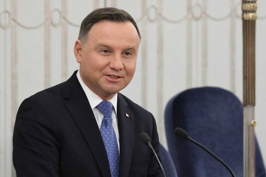 Дуда заявил об отстаивании польских интересов в вопросе поставок украинского зерна
