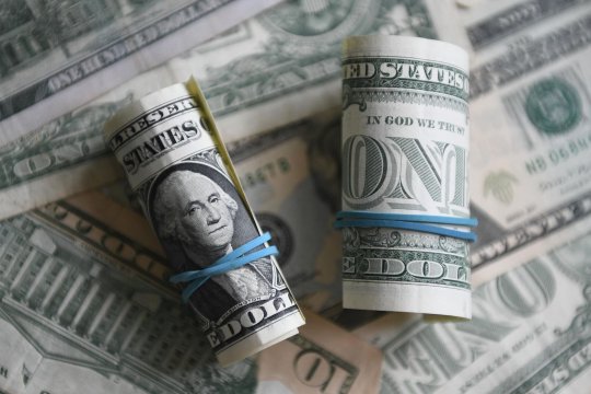 Дедолларизация: Роль доллара в многополярном мире