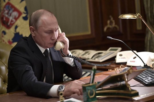 Путин провел телефонный разговор с лидером Мали