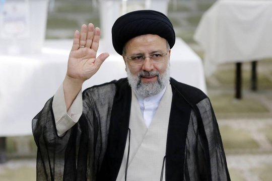 Президент Ирана выразил готовность выступить посредником в конфликте на Украине