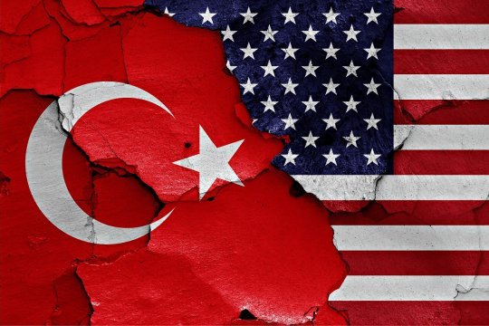 Посол: в США сотрудничают с Турцией с целью увеличения запасов боеприпасов 