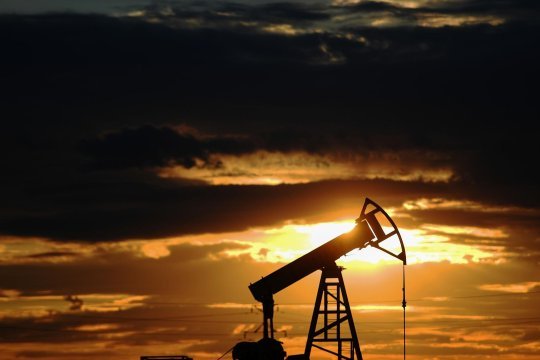 Лавров: снижение потолка цен на российскую нефть будет иметь последствия для США