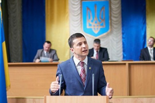 Зеленский заявил о желании наносить удары по Крыму ракетами ATACAMS
