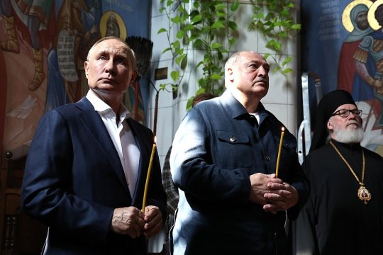 Владимир Путин и Александр Лукашенко посетили мужской монастырь на Валааме