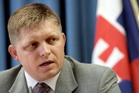 Фицо раскритиковал участие неонацистских формирований в конфликте на Украине