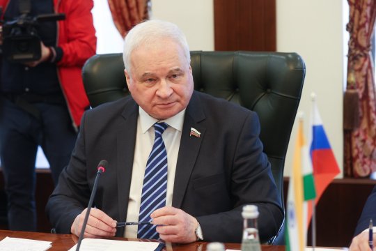 А. Денисов провел встречу с делегацией Республики Индии
