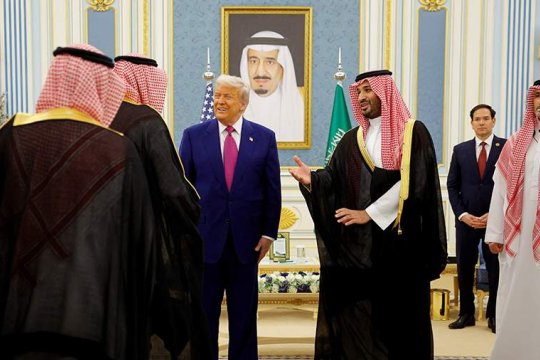 Трамп на Ближнем Востоке – бизнес-тур или нечто большее?