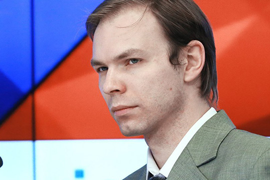 Политика на выходе: что стоит за заявлениями президента Франции