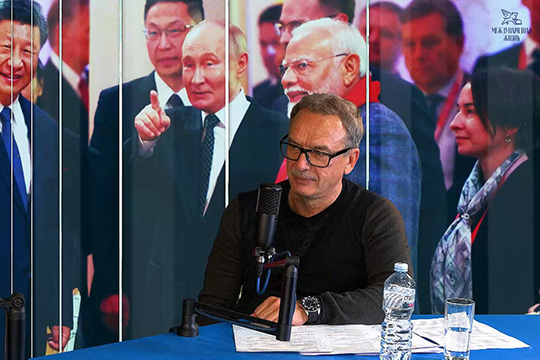 «Визави с миром». Андрей Ильницкий: Насколько реальна война России с Европой?