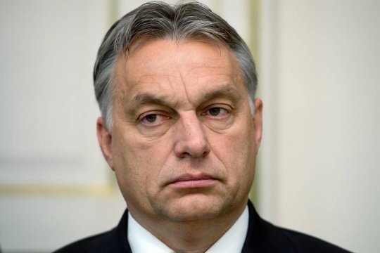 Орбан призвал фон дер Ляйен покинуть свой пост из-за милитаристских взглядов