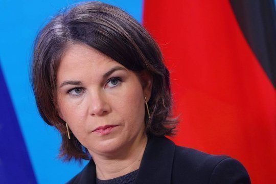 Бербок допустила отправку миротворцев на Украину