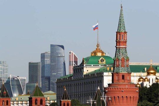 Песков: нет необходимости в оперативной встрече Путина и Трампа