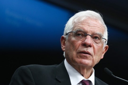 Боррель: Фон дер Ляйен выходит за рамки своих полномочий 