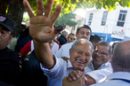 Сальвадор снова больше «левый», чем «правый»…