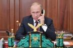 Путин провел телефонный разговор с Шольцем и Макроном
