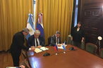 Россия и Аргентина подписали протокол о сотрудничестве в космосе