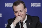 Медведев после скачка цен на газ поздравил ЕС с надежной защитой от 