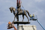 В Ричмонде снесли памятник генералу Ли