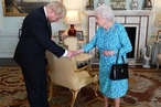 Королева Великобритании заявила: «Наши политики не могут управлять»
