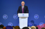 Путин: защитим и предоставим убежище преследуемым соотечественникам