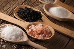 Ученые выяснили, почему злоупотребление солью приводит к слабоумию