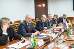 Вице-спикер СФ И. Умаханов и председатель Германо-Российского форума М. Платцек подчеркнули необходимость переговоров для урегулирования кризиса на Украине