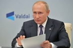 Запад пытается переложить ошибки на Россию, заявил Путин