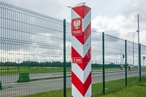 Польские власти объявили о строительстве стены на границе с Белоруссией  
