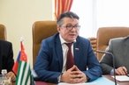 В. Озеров: Сотрудничество Парламентов России и Абхазии приносит конкретные результаты, которые полезны народам двух стран