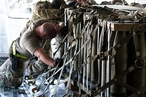 Politico: Власти США могут скрывать настоящий масштаб поставок оружия Украине