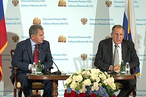 Выступление Министра иностранных дел  С.В.Лаврова в ходе совместной пресс-конференции с Министром обороны С.К.Шойгу по итогам консультаций глав внешнеполитических и оборонных ведомств РФ и США, Вашингтон, 9 августа 2013 года