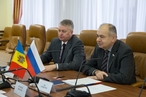 Вице-спикер СФ И. Умаханов встретился с Послом Молдовы в РФ Д. Брагишем