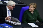 Штайнмайер  попросил Меркель исполнять обязанности канцлера ФРГ до формирования нового правительства