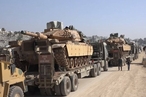 Турецкие военные усиливают группировку на границе с Сирией тяжелой техникой