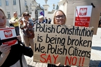 Польская оппозиция негодует – страна переходит в авторитарный режим правления