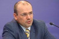 Константин Симонов: США пытаются усилить своё доминирование во всех сегментах мировой энергетики